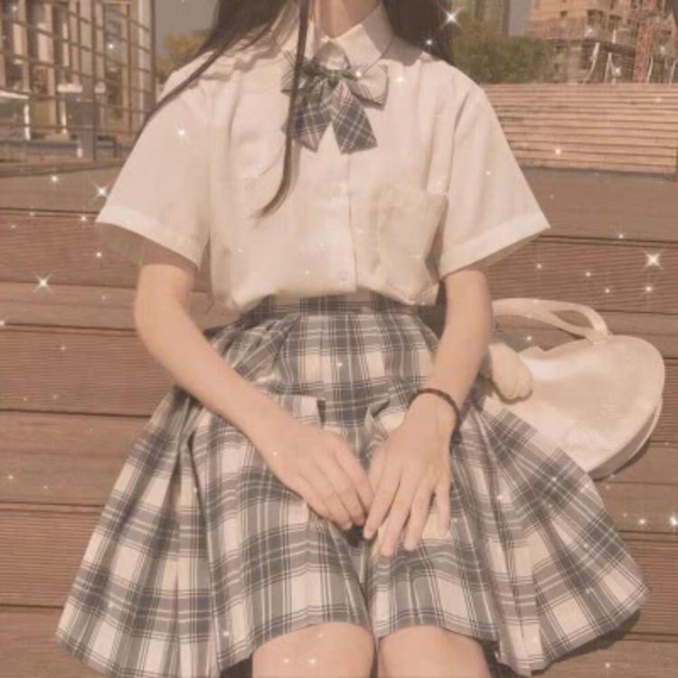 绯村剑心（原名：绯村心太；身份：飞天御剑流十四代传人、“刽子手拔刀斋”） - 体育精华回放在线观看 - 手机视频
